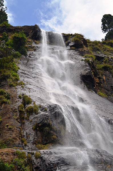 432_Sri_Lanka_Bambarakana_Waterfall.JPG