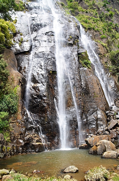 434_Sri_Lanka_Bambarakana_Waterfall.JPG