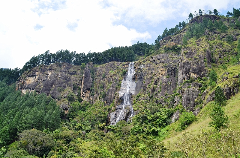 439_Sri_Lanka_Bambarakana_Waterfall.JPG